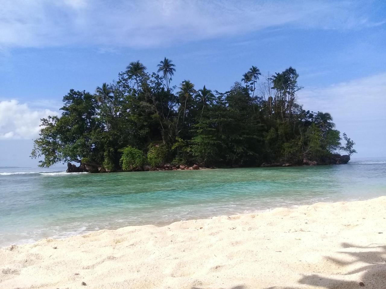 Nusa Nalan Beach Resort Rumah Olat Exteriér fotografie