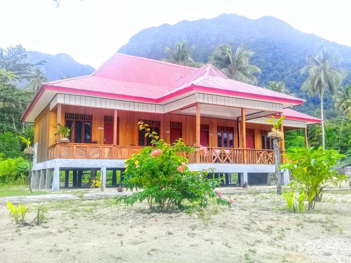 Nusa Nalan Beach Resort Rumah Olat Exteriér fotografie